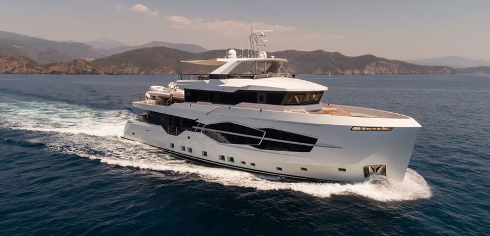 Q.M. Charter Yacht
