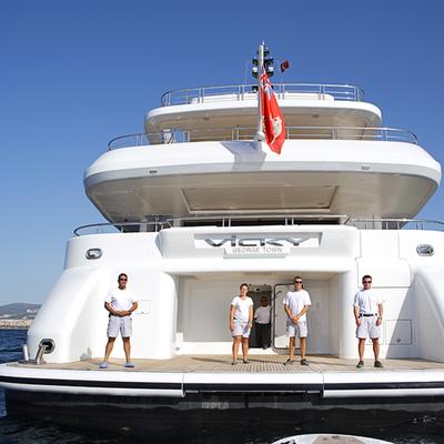 Quantum Of Solace Yacht Charter Price Turquoise Luxury Yacht Charter