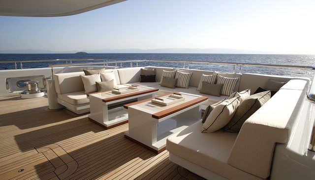 Quantum Of Solace Yacht Charter Price Turquoise Luxury Yacht Charter