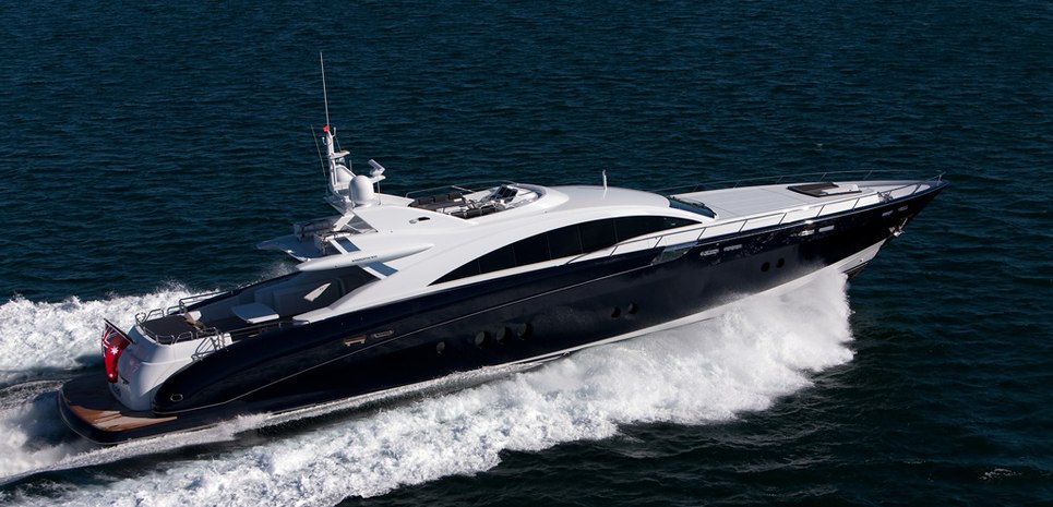 Quantum Charter Yacht