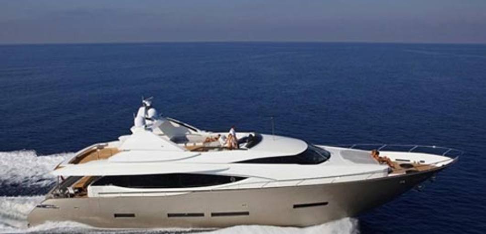 Quasar Charter Yacht