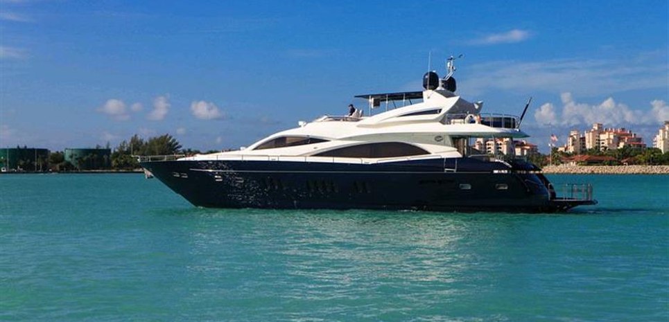 Quimalera Charter Yacht