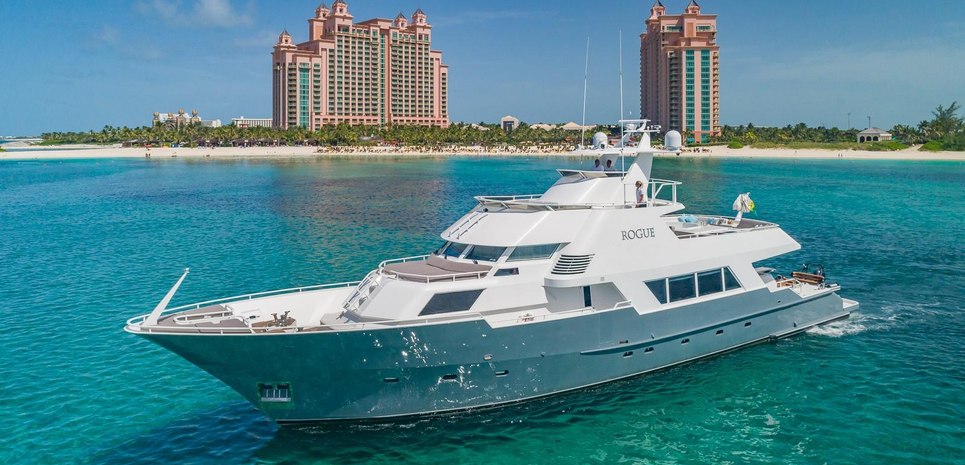 Rogue Charter Yacht