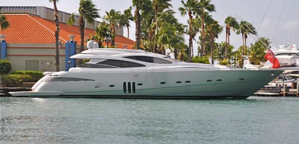 Rompemar Charter Yacht