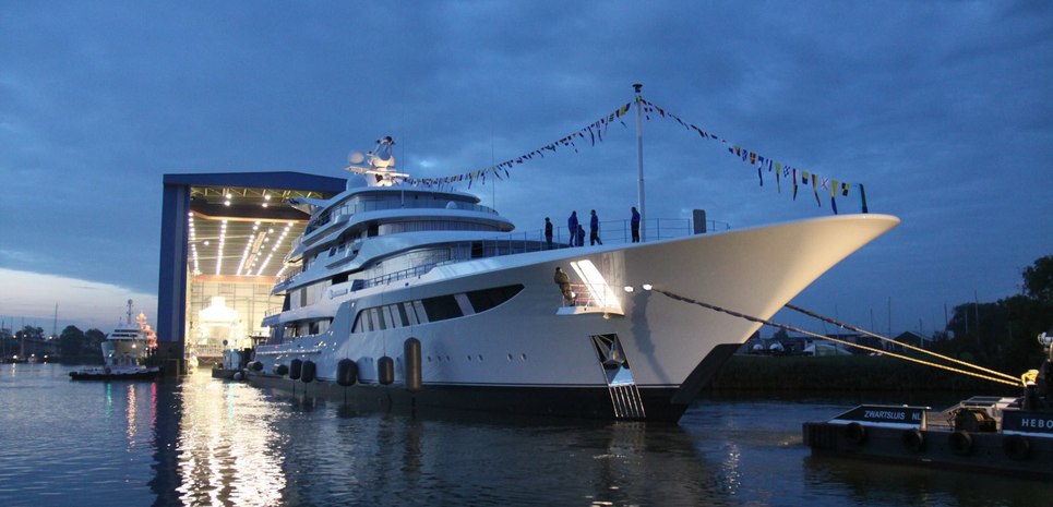 Royal Romance Charter Yacht