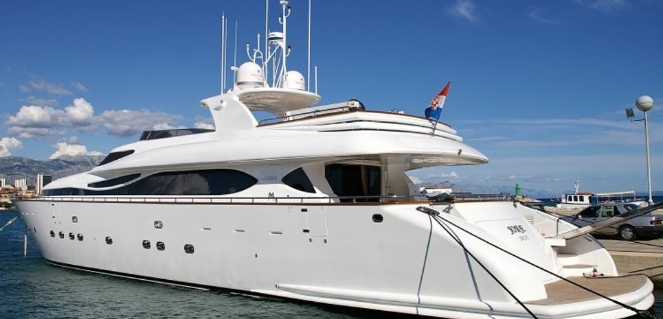 Sagitta Alba Charter Yacht