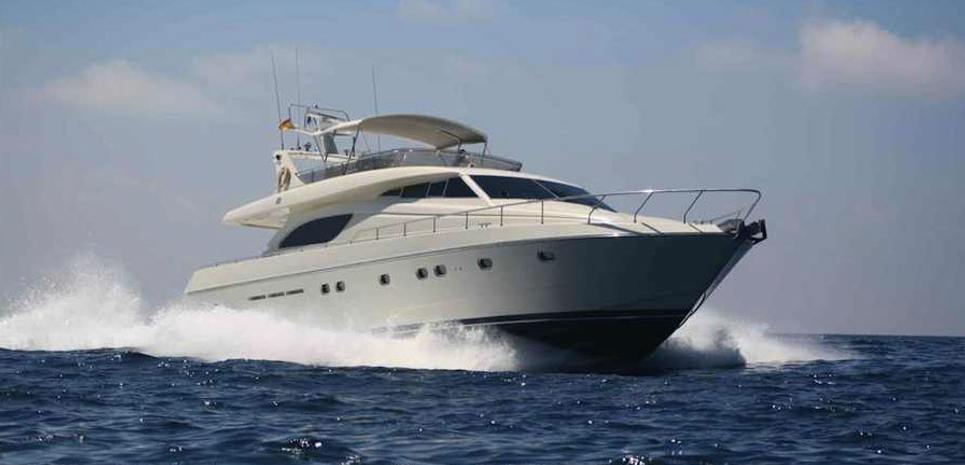 Santana Charter Yacht