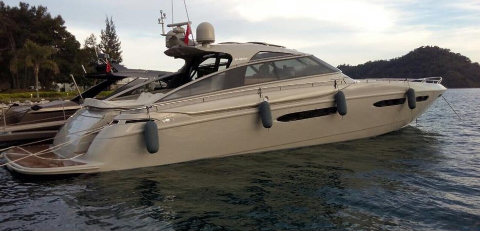 Sea Date Charter Yacht