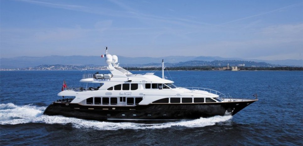 SeaBlue'Z Charter Yacht