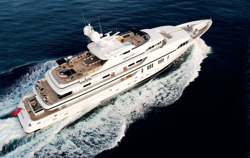 Sealyon Charter Yacht