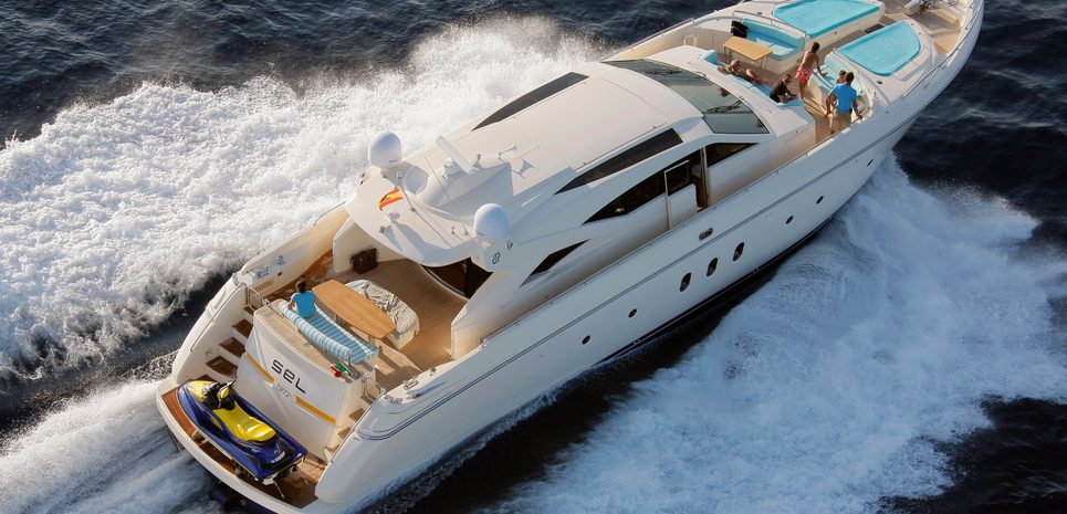 Sel Charter Yacht