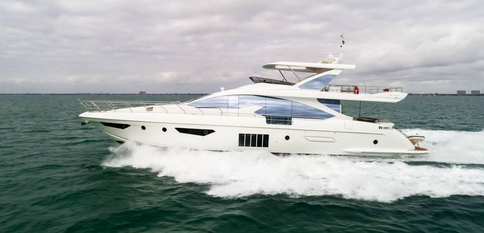 Senisa Charter Yacht