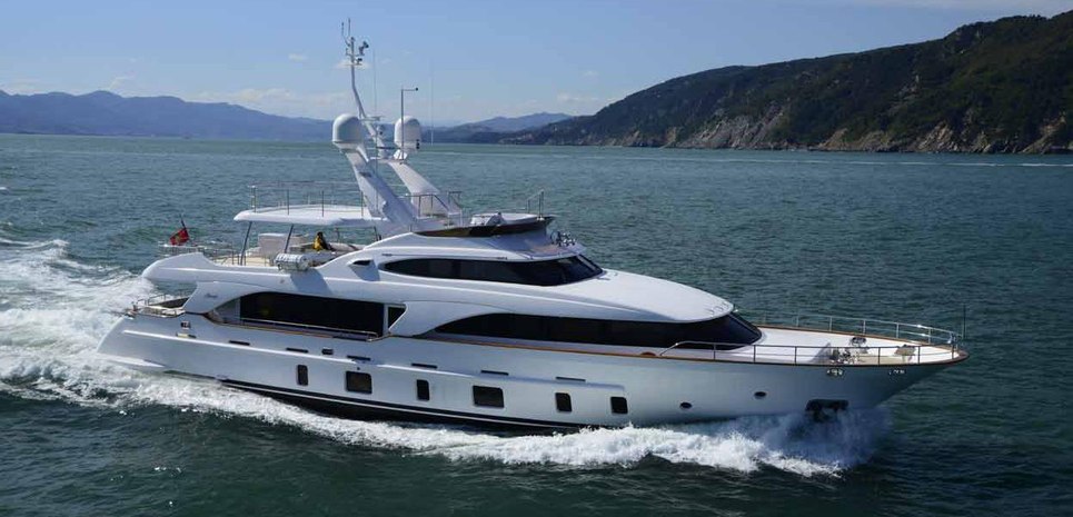 Serenity Mia Charter Yacht