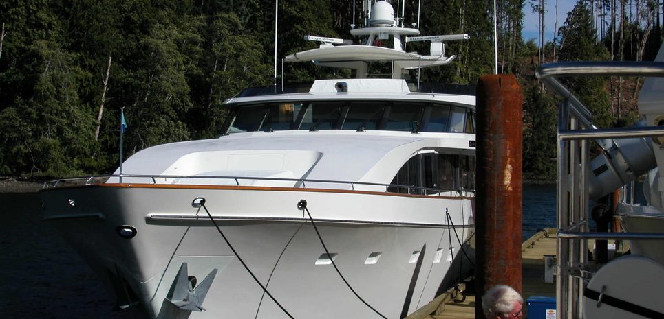 Shadowfax Charter Yacht