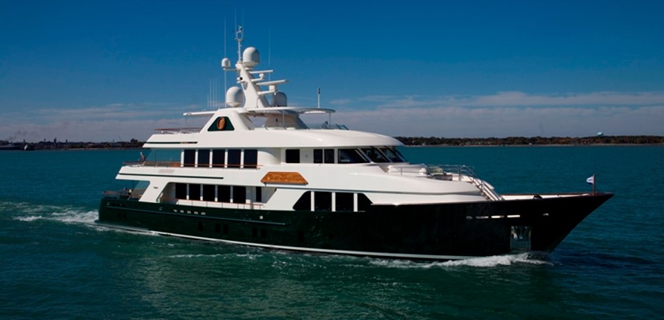 Shadowl Charter Yacht