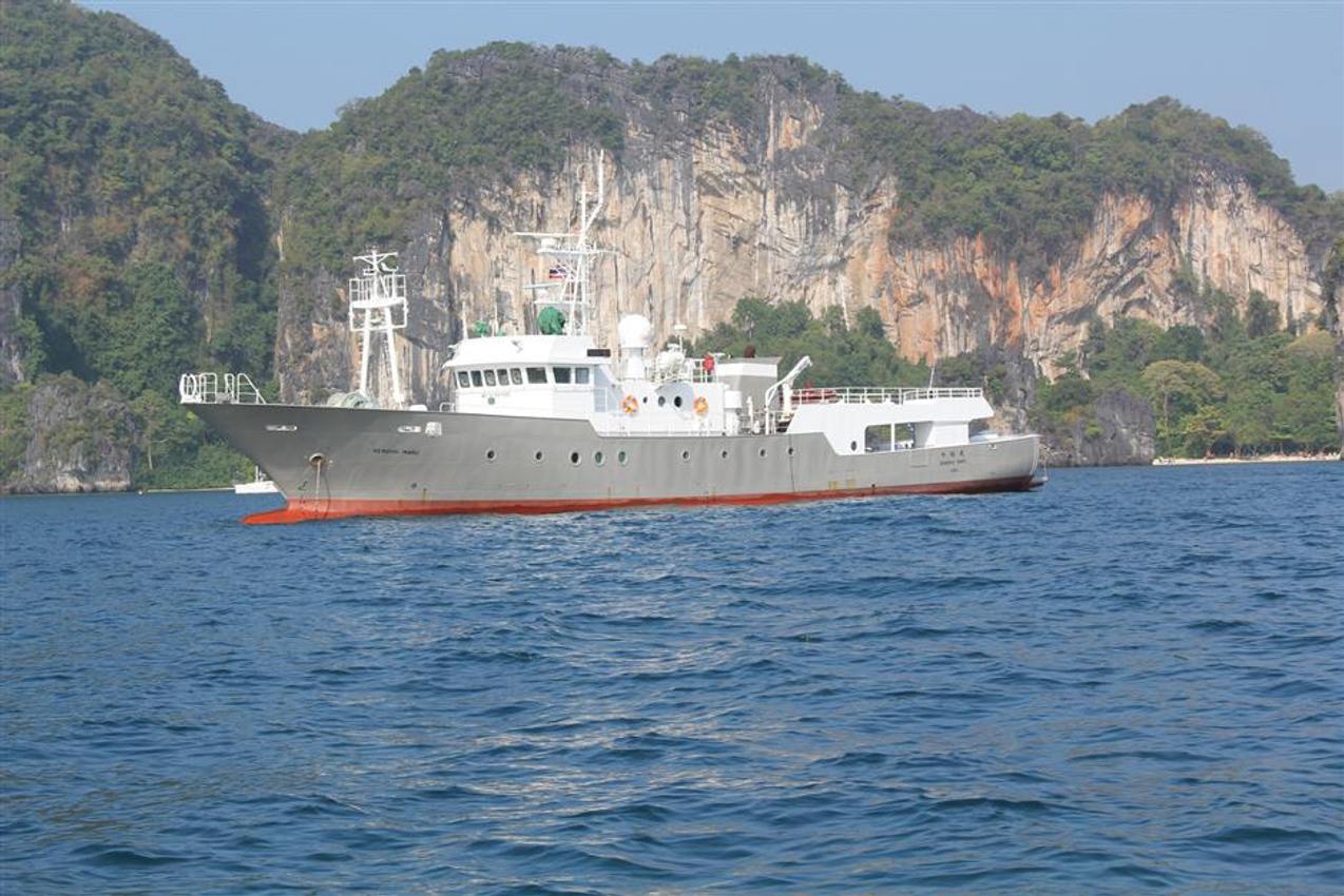Sharkwater Charter Yacht