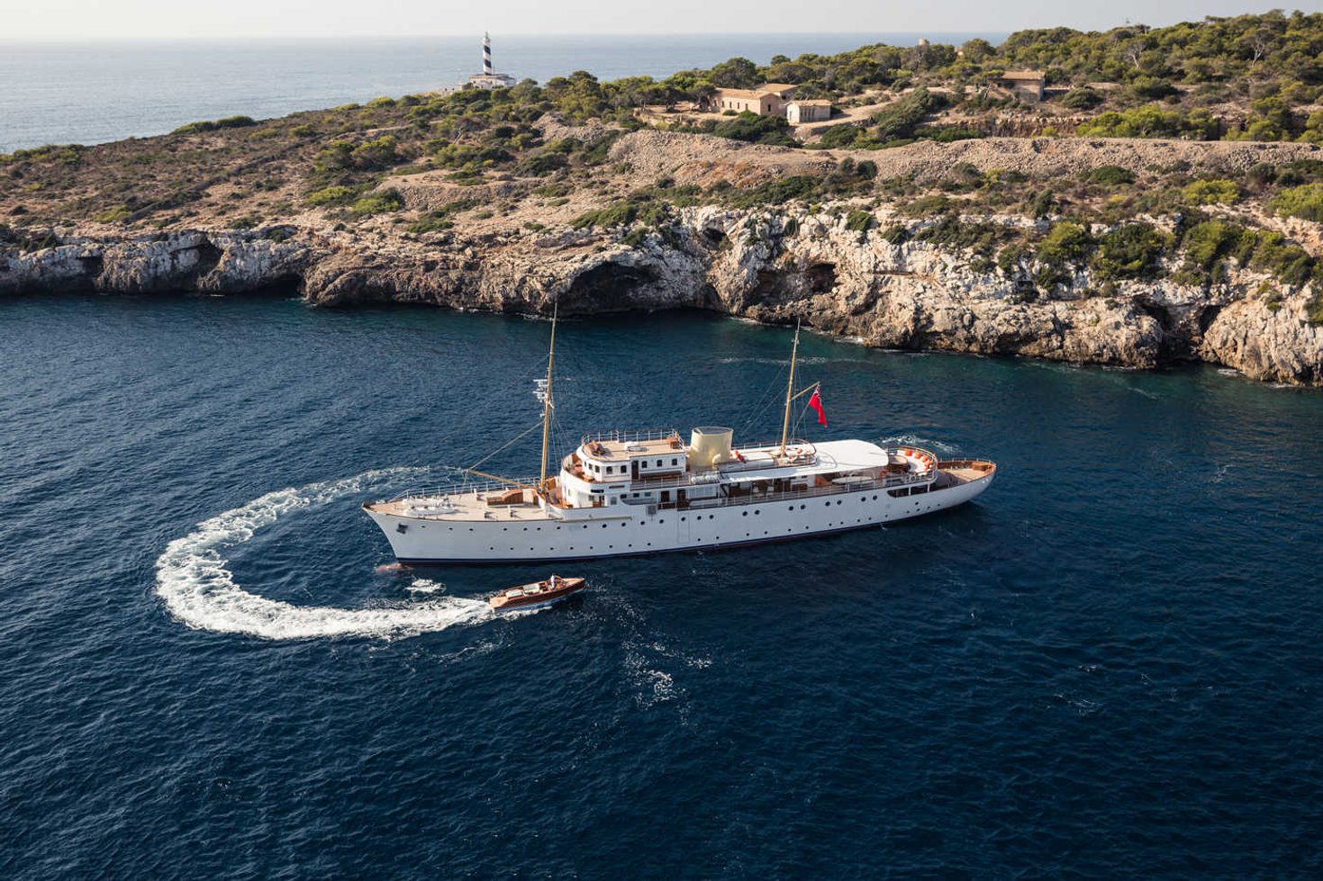 Shemara Charter Yacht