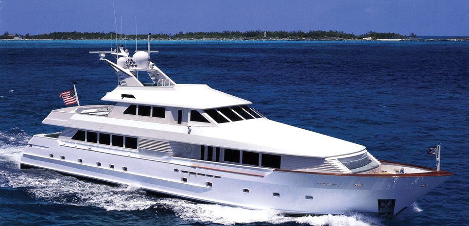 Showtime Charter Yacht