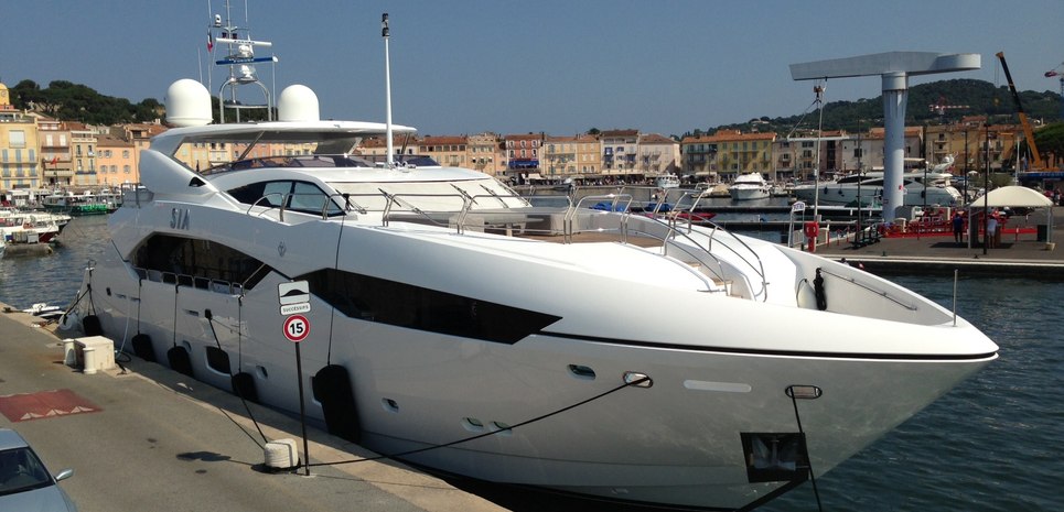 Sia Charter Yacht