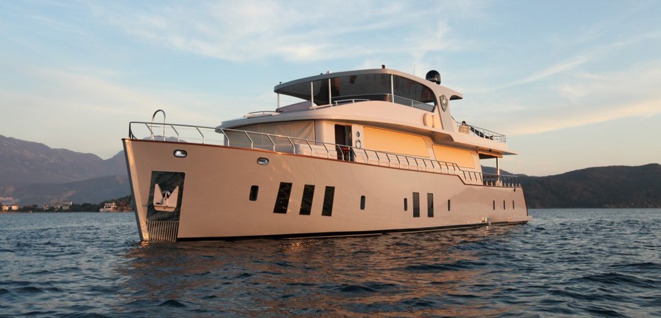 Simay F Charter Yacht