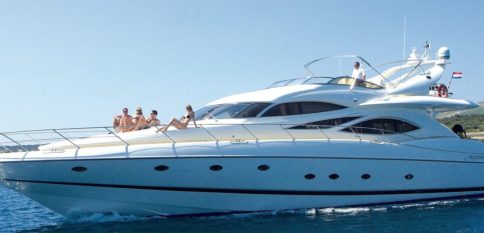 Sir Oliver Charter Yacht