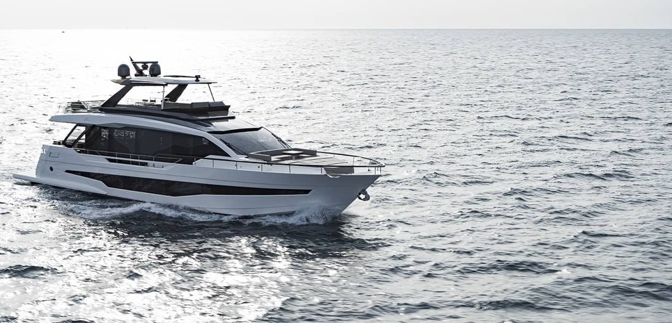 So So Nice Charter Yacht