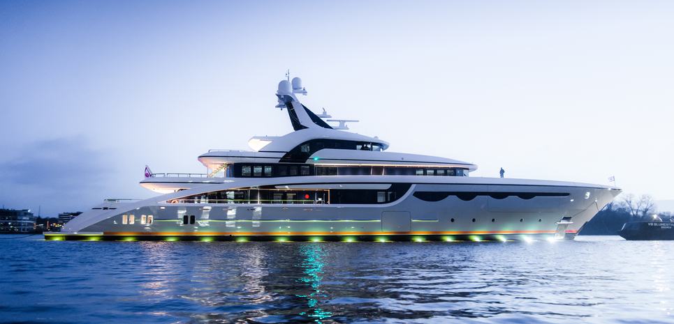 Soaring Charter Yacht