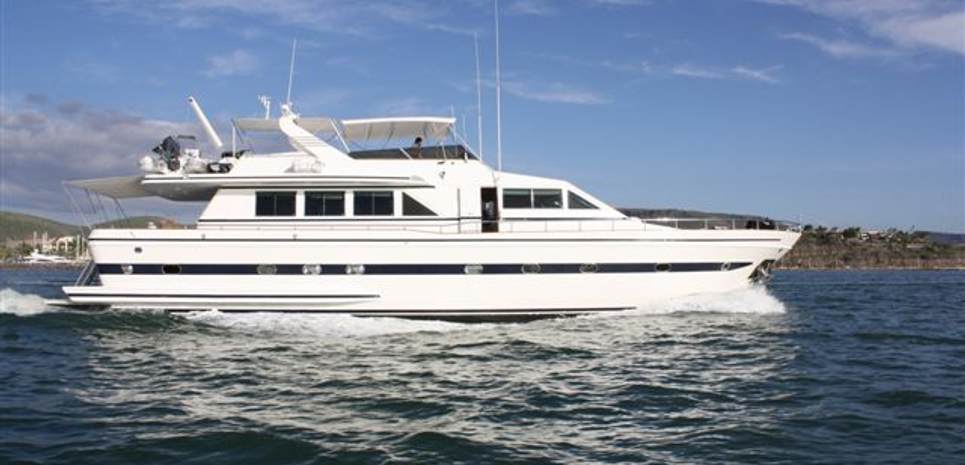 Sogno Charter Yacht