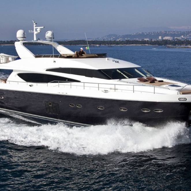 SOLARIS Yacht Photos - 27m Luxury Motor Yacht for Charter