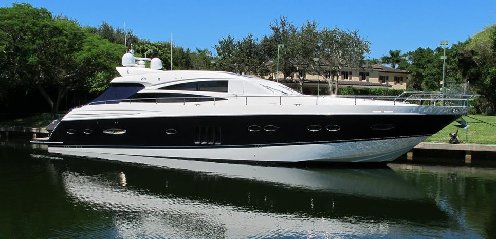 Soleo Charter Yacht