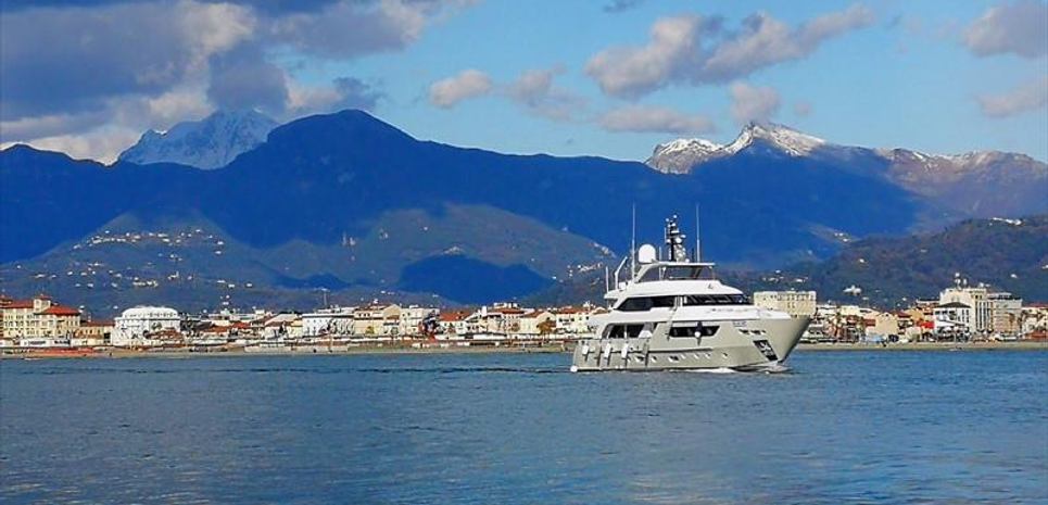Sosa Charter Yacht