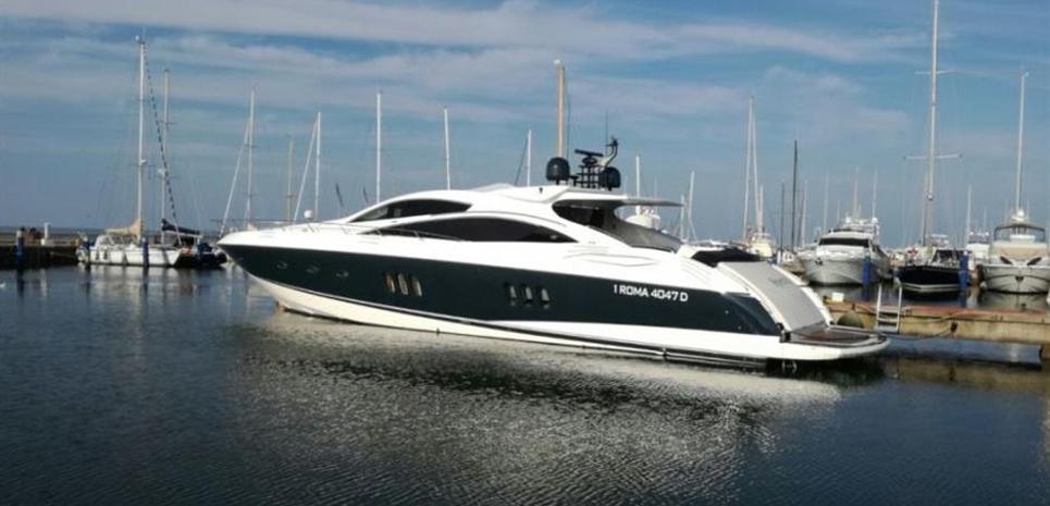 Spectator Charter Yacht
