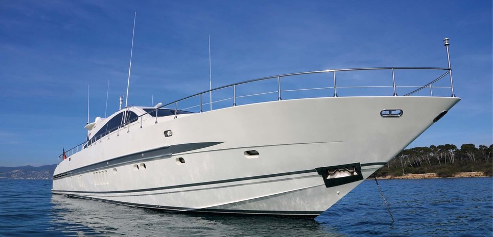 Speed 2 Charter Yacht
