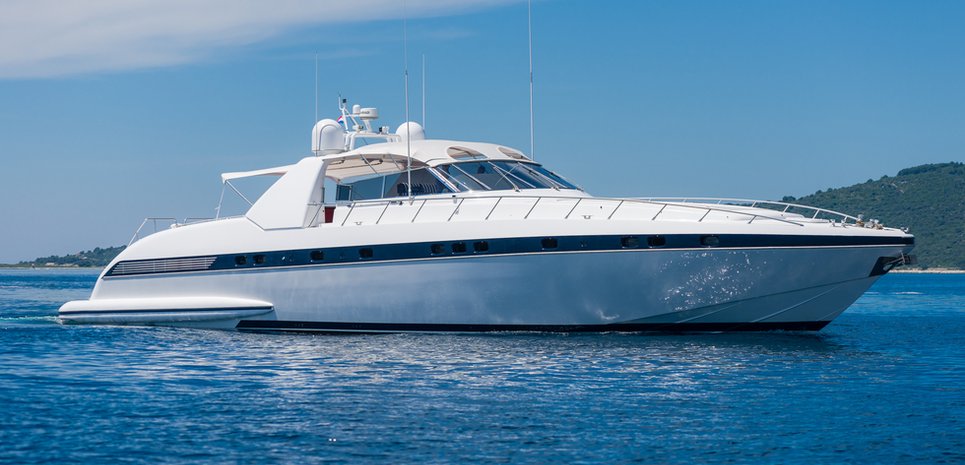Speedy T Charter Yacht