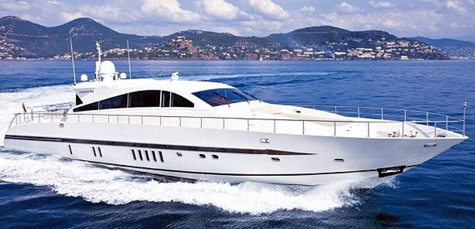 Splendida Charter Yacht