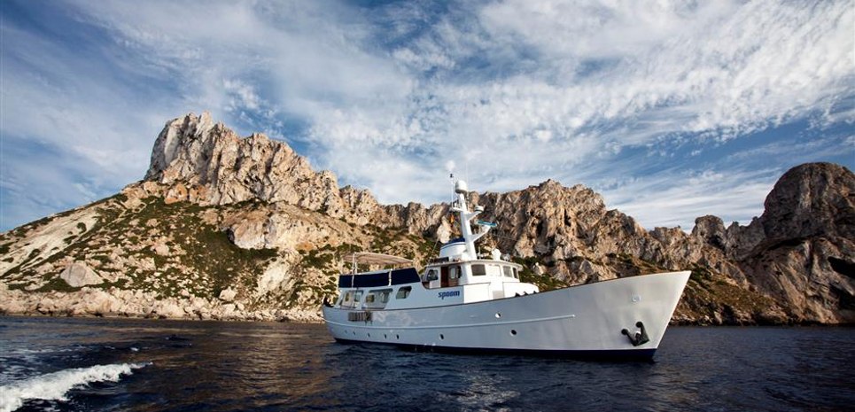 Spoom Charter Yacht