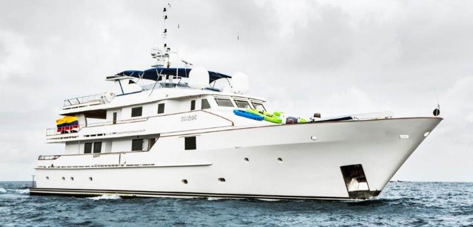 Stella Maris Charter Yacht