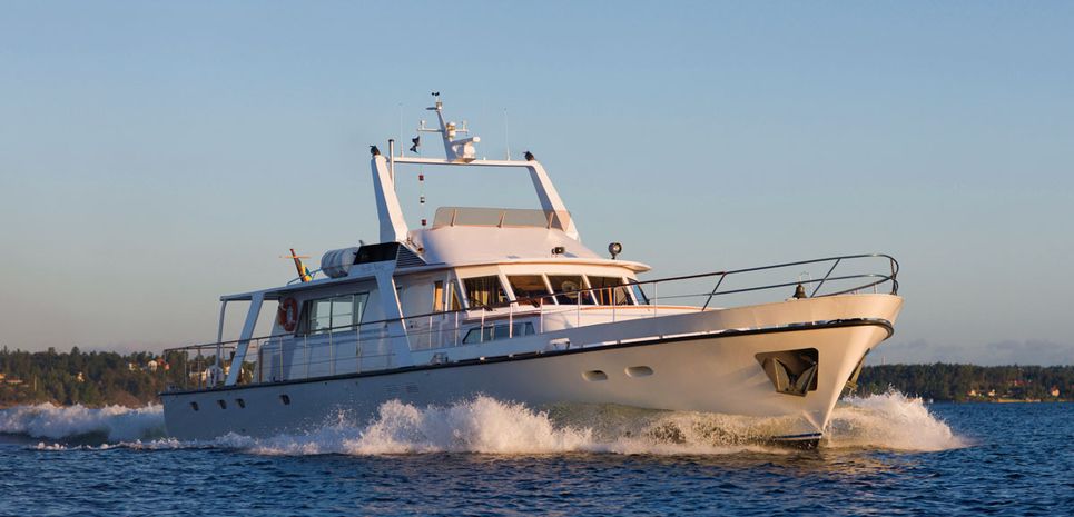 Stella Nova Charter Yacht