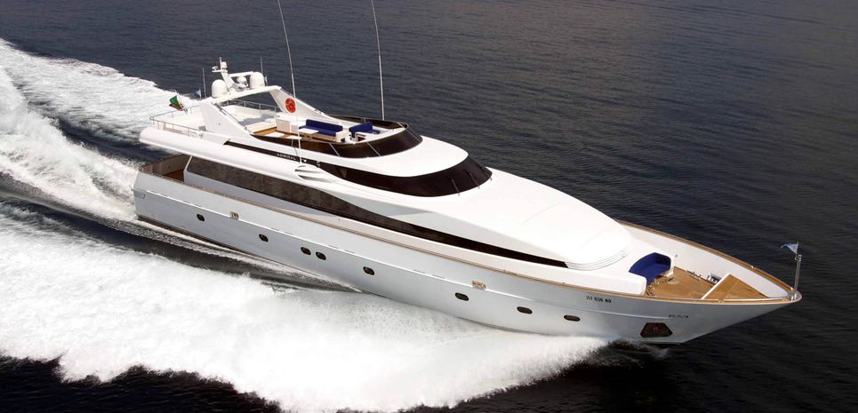 Summer Dreams Charter Yacht