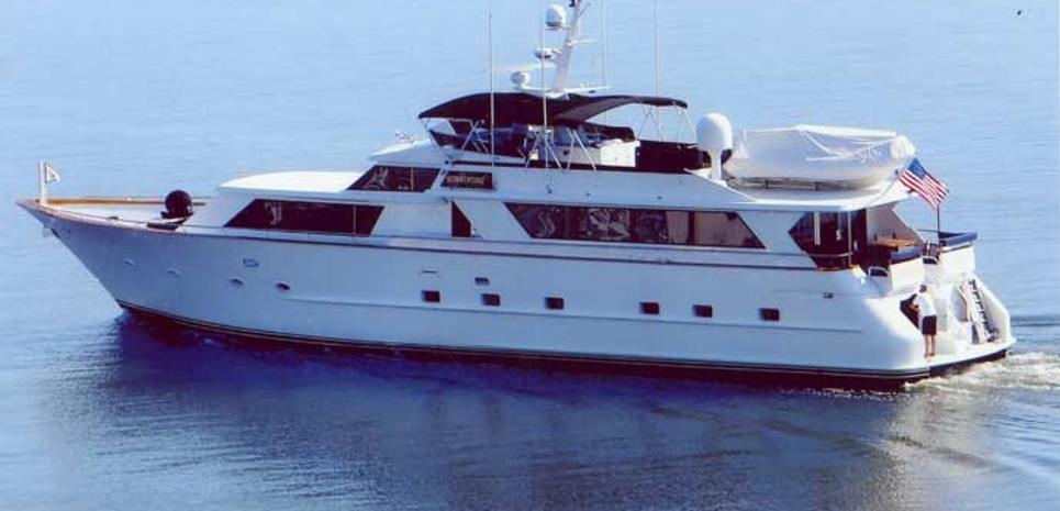 Summertime Charter Yacht