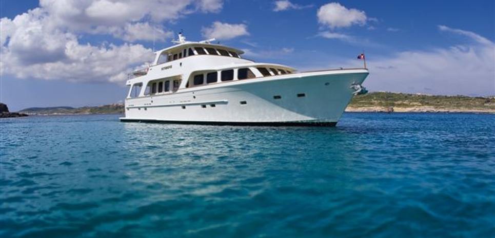 Sundene Charter Yacht