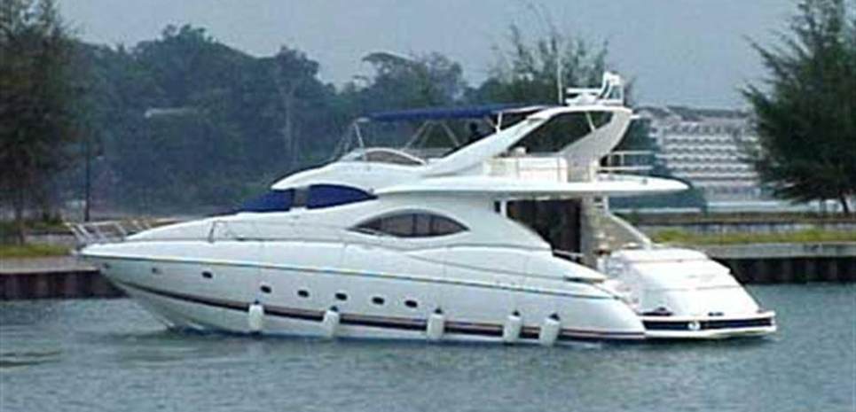 Sunseeker Manhattan 80 Charter Yacht