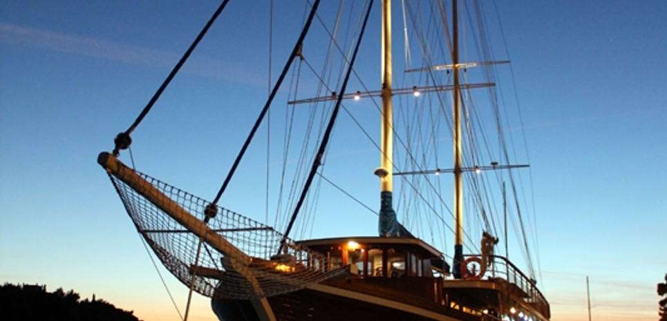 Tajna Mora Charter Yacht
