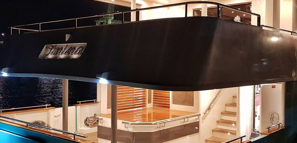 Taniena Charter Yacht