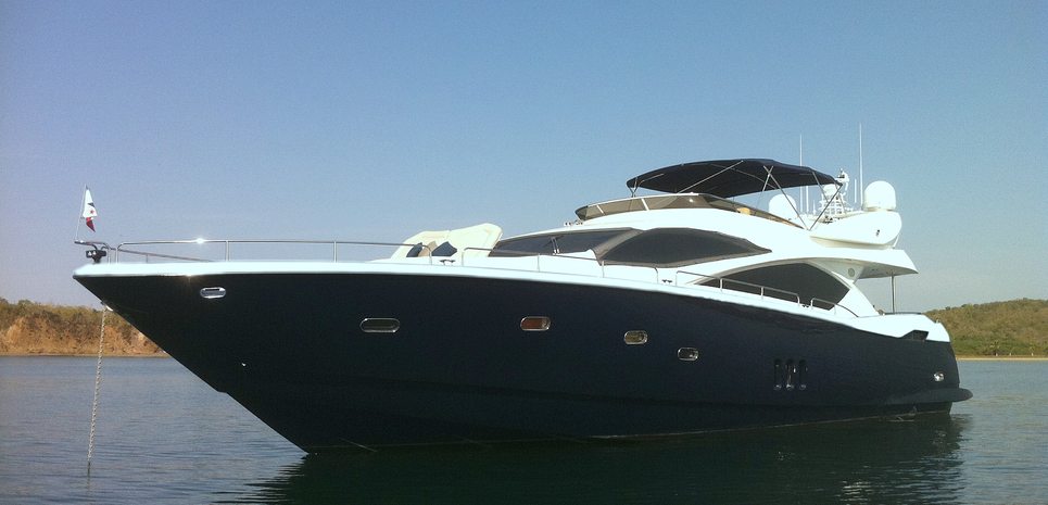 Tauri Charter Yacht