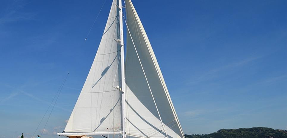 Terra Di Mezzo Charter Yacht