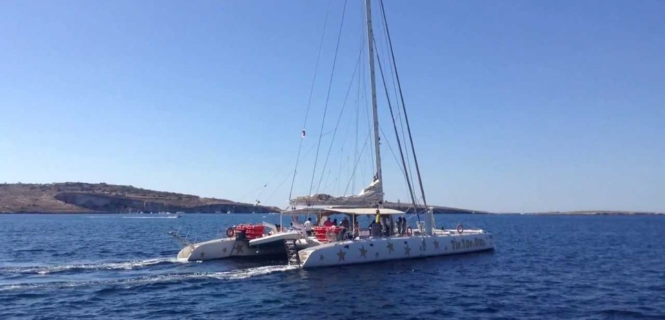 Tip Top One I Charter Yacht