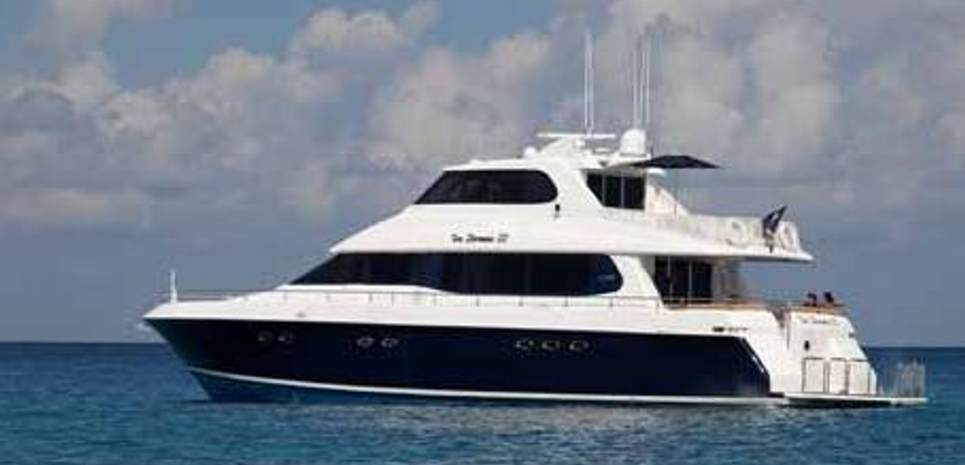 Tres Hermanos III Charter Yacht