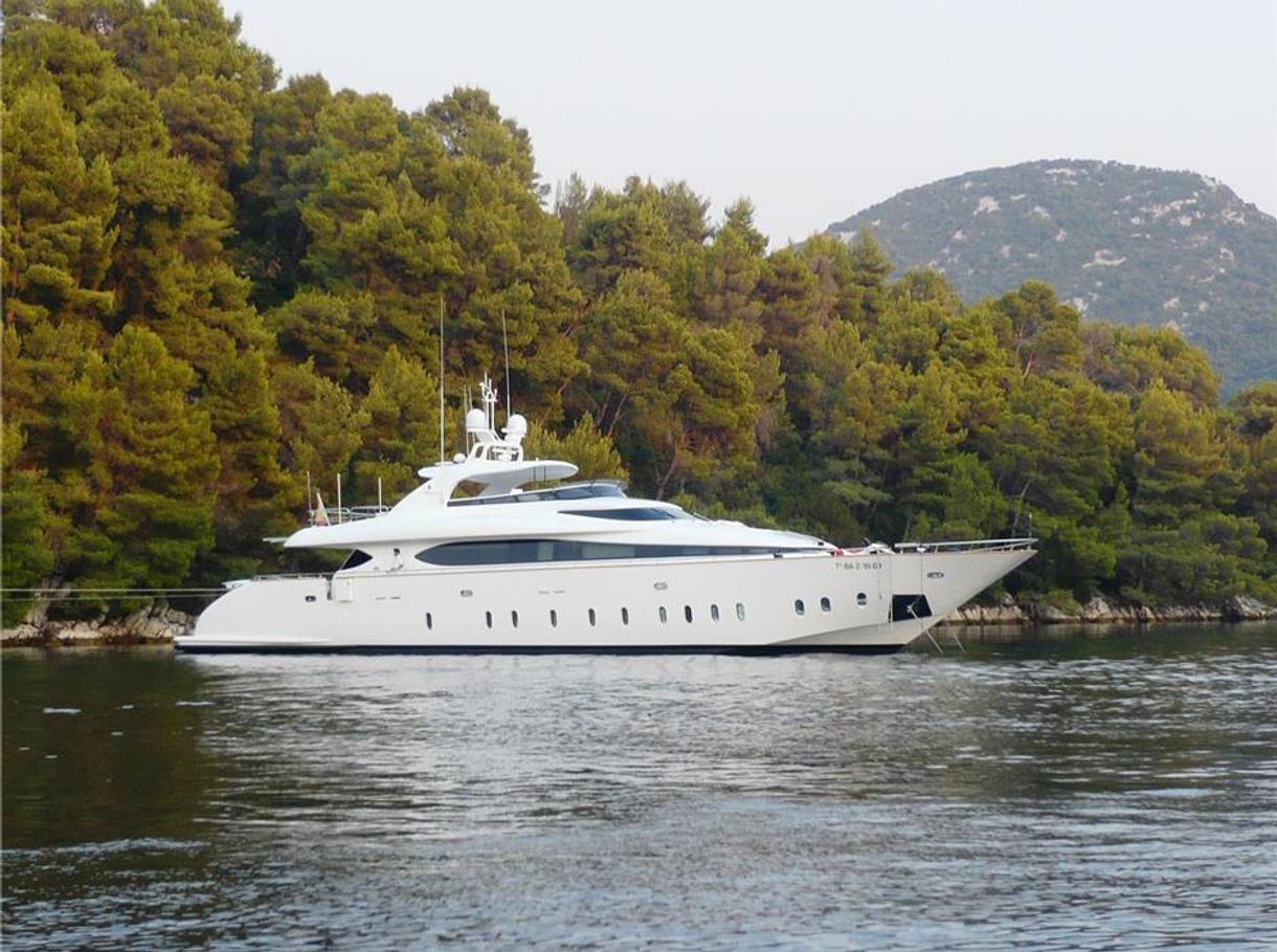 Tuscan Sun Charter Yacht