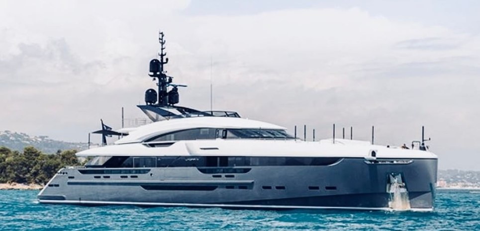 Utopia IV Charter Yacht